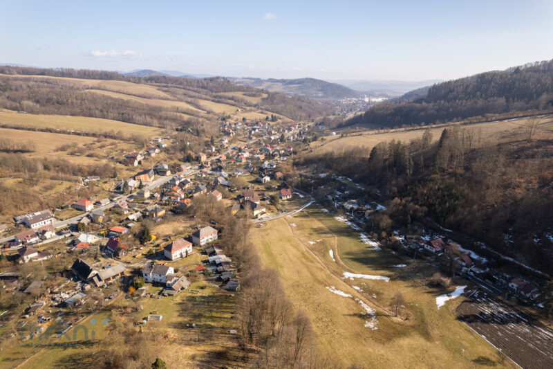 Stavební pozemek u lesa, 3 553 m2