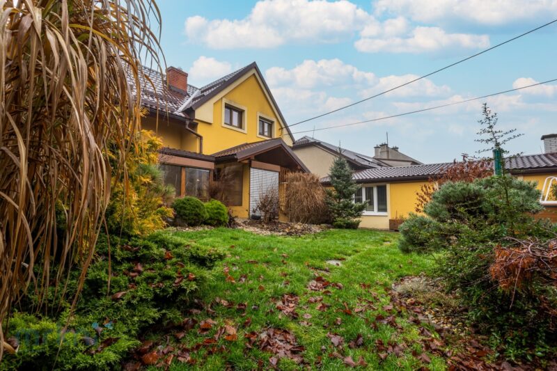 Rodinný dům 3+1 se zimní zahradou a garáží